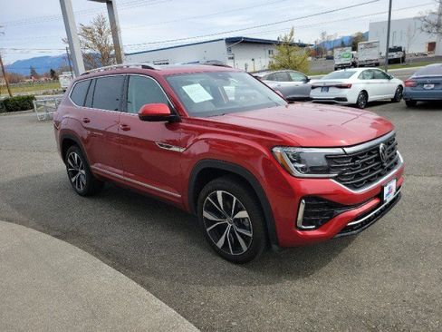 Used 2024 Volkswagen Atlas SEL Premium R-Line image 1