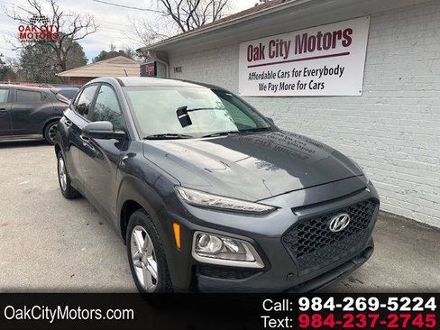 Used 2019 Hyundai Kona SE image 1