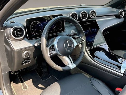 Used 2025 Mercedes-Benz C 300 4MATIC Sedan image 13