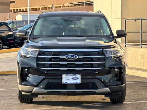 New 2026 Ford Explorer Active w/ Active Comfort Package image 8