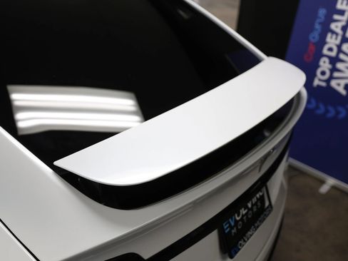 Used 2022 Tesla Model X AWD/4WD image 16