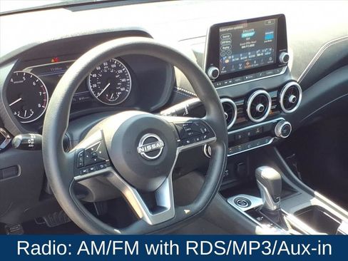 Used 2025 Nissan Sentra SV FWD image 2