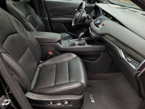 Used 2020 Cadillac XT4 Sport image 12