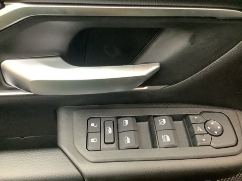 New 2026 RAM 1500 Big Horn AWD/4WD image 12