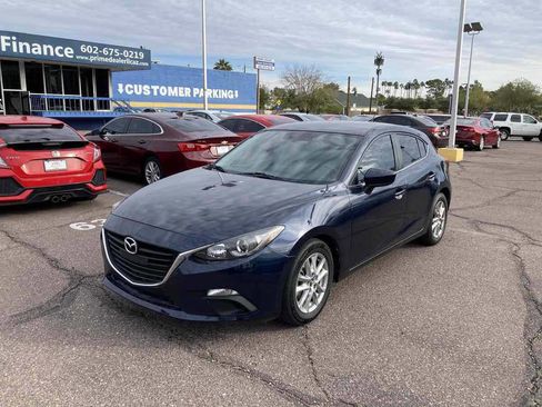 Used 2016 MAZDA MAZDA3 i Sport w/ Preferred Equipment Package image 2