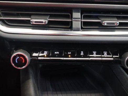 New 2026 Chevrolet Equinox EV LT image 17