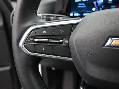 Used 2025 Chevrolet Equinox LT image 29