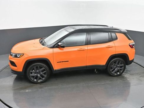 New 2026 Jeep Compass Limited w/ Sun, Sound & Navigation Group AWD/4WD image 39
