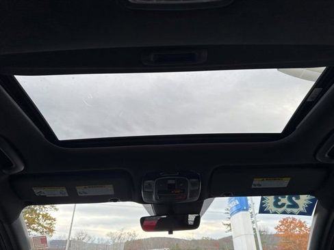 Used 2023 Hyundai Santa Cruz Night image 15