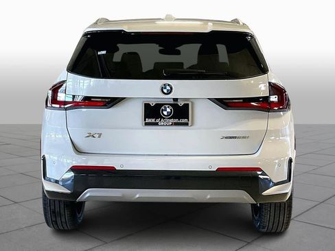New 2026 BMW X1 xDrive28i w/ Technology Package AWD/4WD image 4