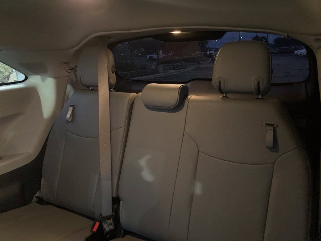 Used 2023 Toyota Sienna XLE w/ XLE Plus Package FWD image 10