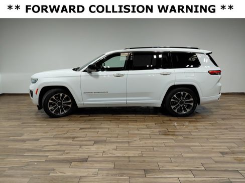 Used 2022 Jeep Grand Cherokee L Overland w/ Luxury Tech Group IV image 11