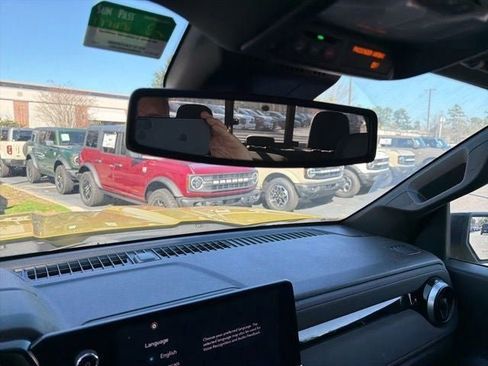 Used 2023 Chevrolet Colorado Z71 w/ Z71 Convenience Package 2 image 24