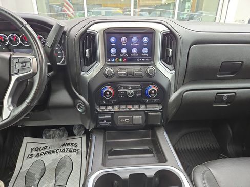 Used 2021 Chevrolet Silverado 1500 LT Trail Boss w/ Convenience Package II AWD/4WD image 22