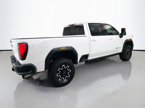 Used 2026 GMC Sierra 2500 AT4X AWD/4WD image 9