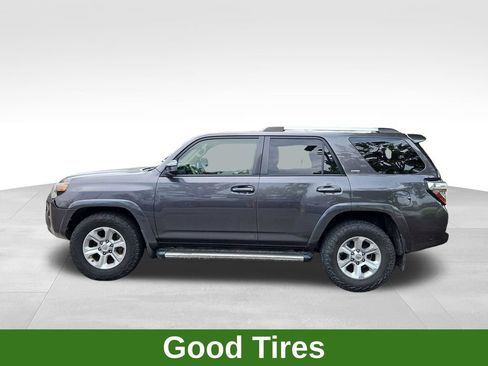 Used 2019 Toyota 4Runner SR5 RWD image 4