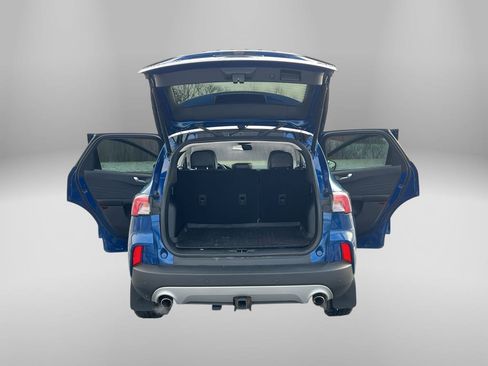 Used 2022 Ford Escape Titanium w/ Class II Trailer Tow Package image 37