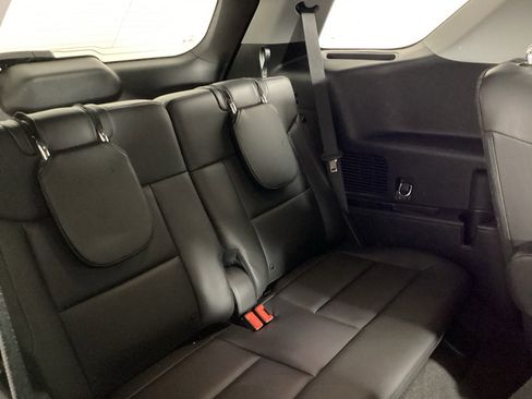 Used 2023 Ford Explorer XLT w/ Equipment Group 202A AWD/4WD image 12