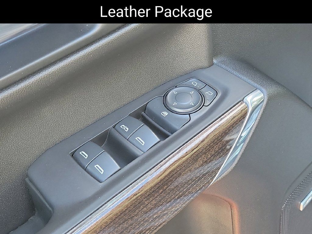 Used 2021 Chevrolet Silverado 1500 LT Trail Boss w/ Convenience Package II AWD/4WD image 11