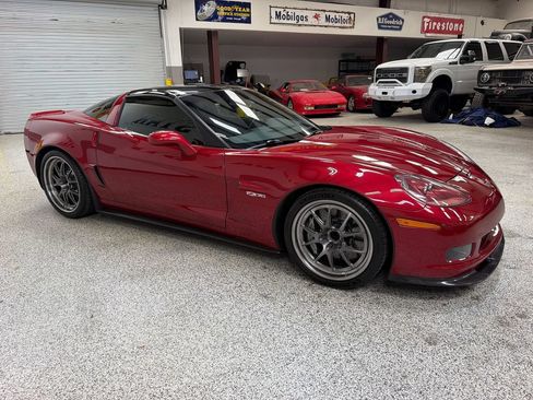Used 2011 Chevrolet Corvette Z06 RWD image 10