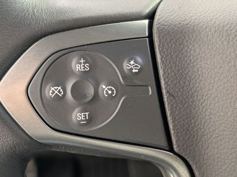 Used 2018 Chevrolet Tahoe LT image 17