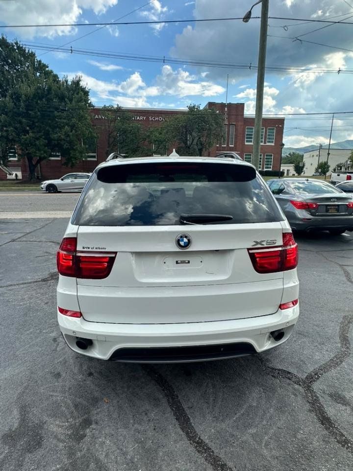 Used 2013 BMW X5 xDrive35i w/ Convenience Pkg AWD/4WD image 4