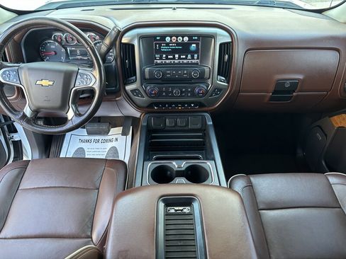 Used 2019 Chevrolet Silverado 2500 High Country image 21