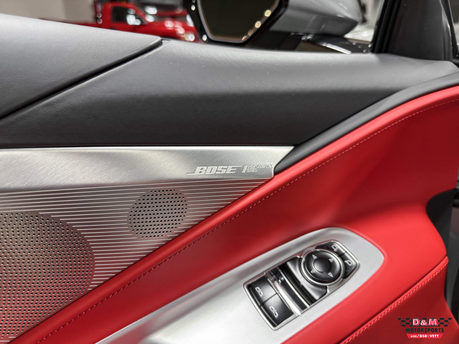Used 2024 Chevrolet Corvette Z06 RWD image 30