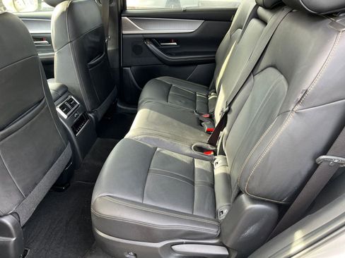 Used 2025 MAZDA CX-90 3.3 Turbo w/ Preferred Package image 23