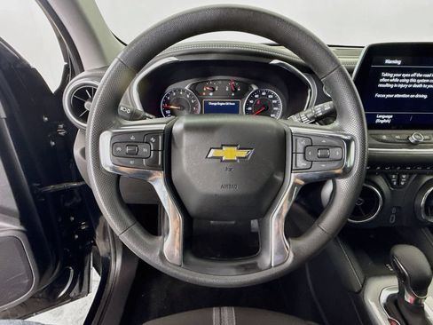 Used 2024 Chevrolet Blazer LT w/ Convenience Package FWD image 12