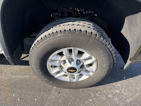 Used 2022 Chevrolet Silverado 2500 W/T w/ WT Convenience Package image 12