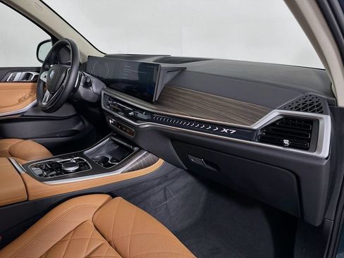 Certified 2024 BMW X7 xDrive40i AWD/4WD image 31