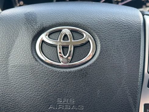 Used 2021 Toyota Tundra SR5 w/ SR5 Upgrade Package AWD/4WD image 41