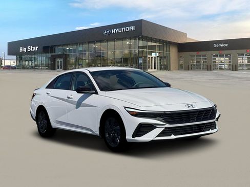 New 2026 Hyundai Elantra Sport image 11