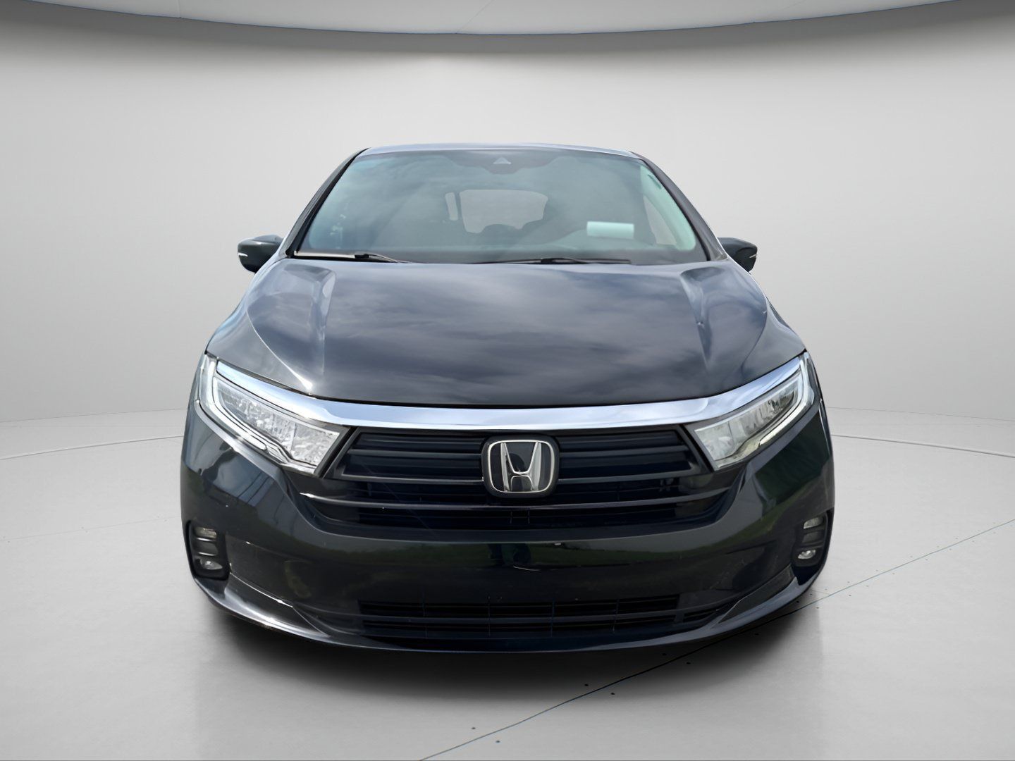 Used 2024 Honda Odyssey EX-L image 3