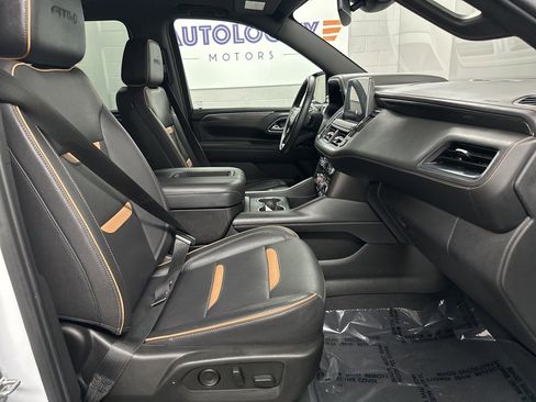 Used 2023 GMC Yukon XL AT4 w/ AT4 Premium Plus Package image 19