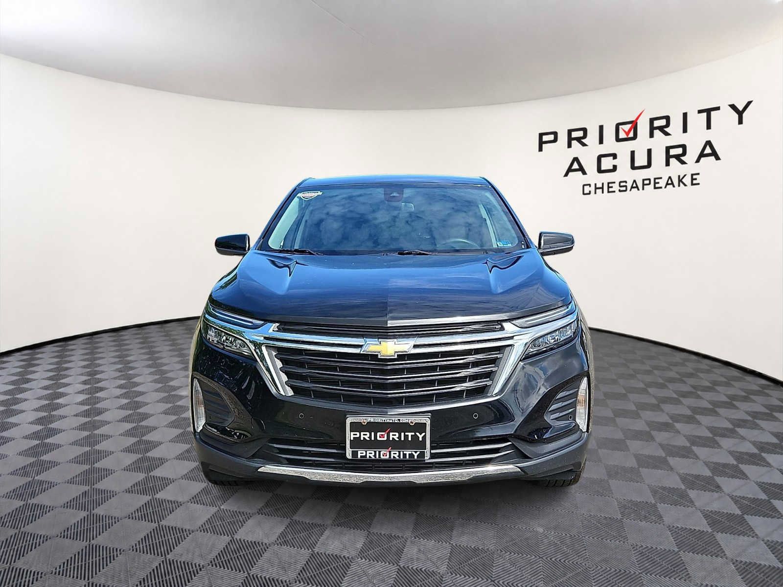 Used 2024 Chevrolet Equinox LT AWD/4WD image 2