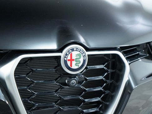 New 2024 Alfa Romeo Tonale Ti image 35