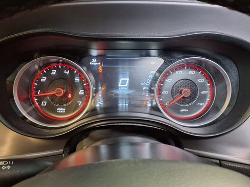Used 2023 Dodge Charger SXT RWD image 13