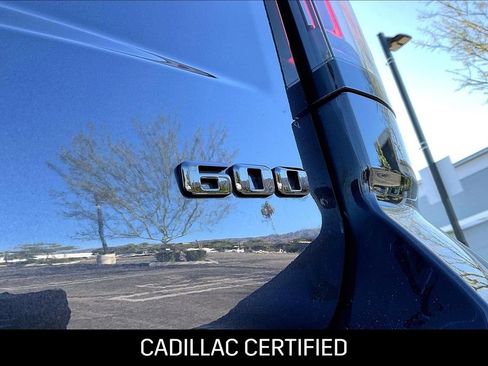 Used 2025 Cadillac Escalade Sport Platinum w/ LPO, ONYX Package AWD/4WD image 11