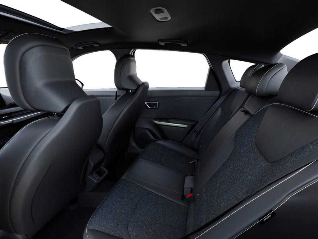 New 2025 Kia K4 GT-Line Turbo w/ GT-Line Premium Package FWD image 18