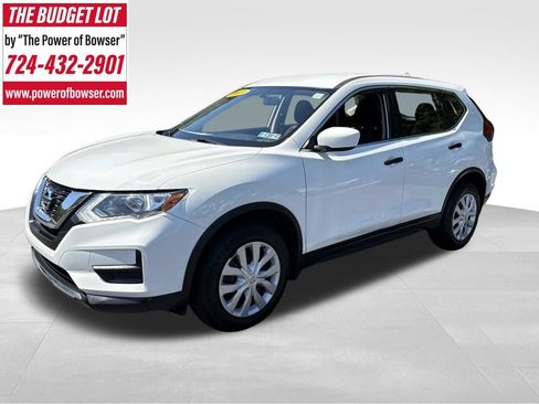 Used 2017 Nissan Rogue S AWD/4WD image 1