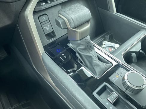 Used 2024 Toyota Tundra Limited image 19