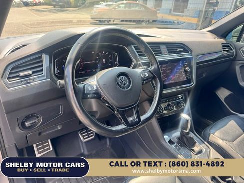 Used 2019 Volkswagen Tiguan SEL Premium R-Line AWD/4WD image 9
