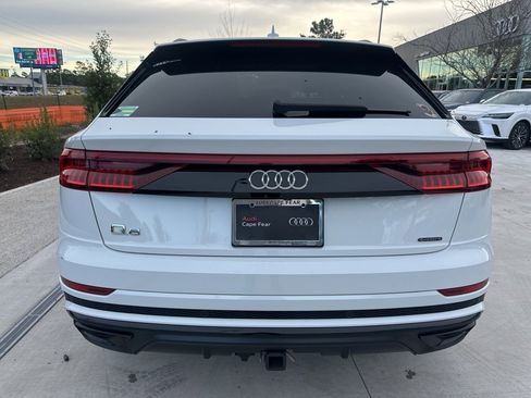 Used 2019 Audi Q8 Prestige w/ Year 1 Package image 6