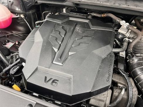 Used 2024 Kia Carnival SX Prestige FWD image 45