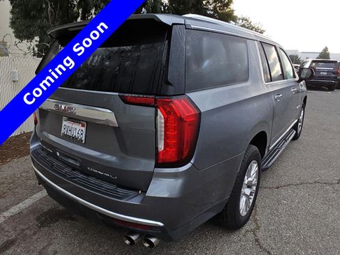 Used 2021 GMC Yukon XL Denali AWD/4WD image 6