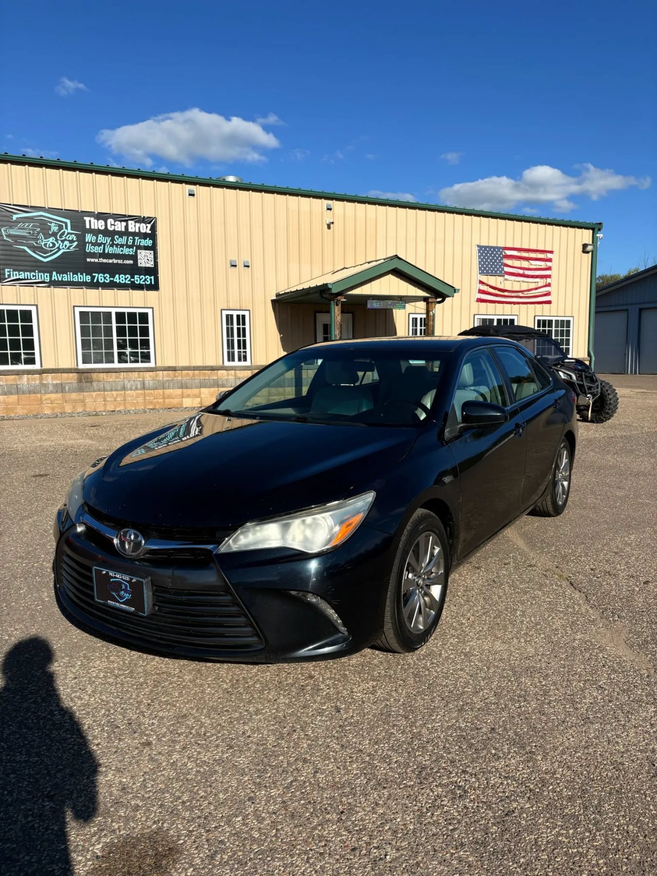 Used 2015 Toyota Camry XLE FWD image 1