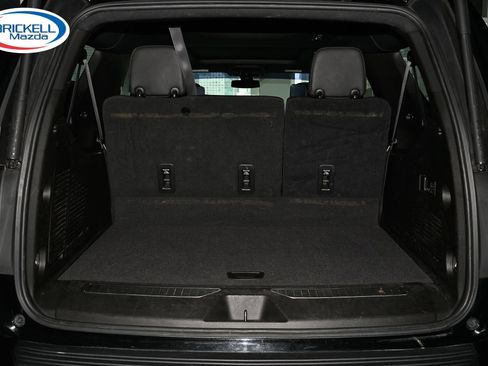 Used 2021 Chevrolet Suburban RST w/ Luxury Package RWD image 14