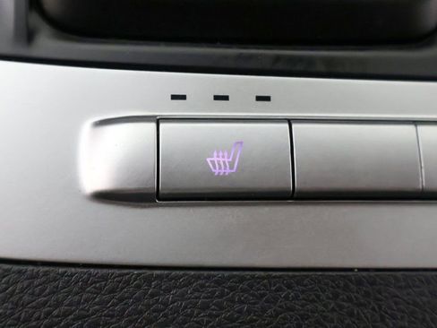 Used 2024 Kia Carnival LX FWD image 51